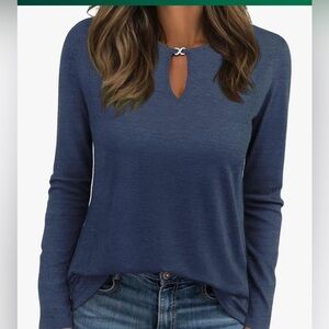 Women's Heather Blue Longsleeve Top New in Package Large